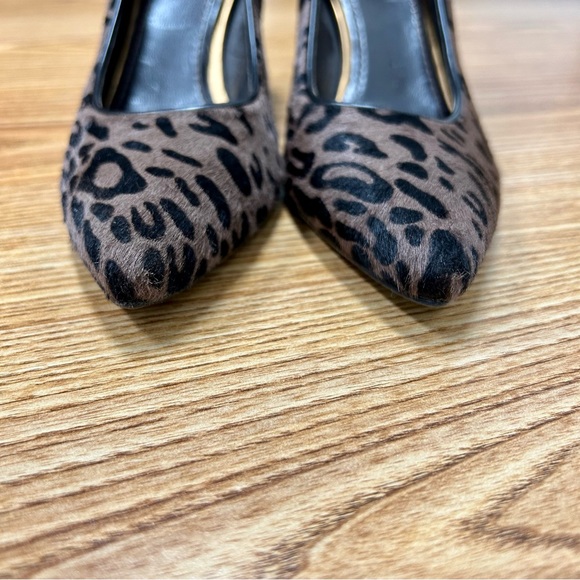 Stuart Weitzman Leopard Calf Hair Leather Pointy Toe Heels EUC - Picture 6 of 11